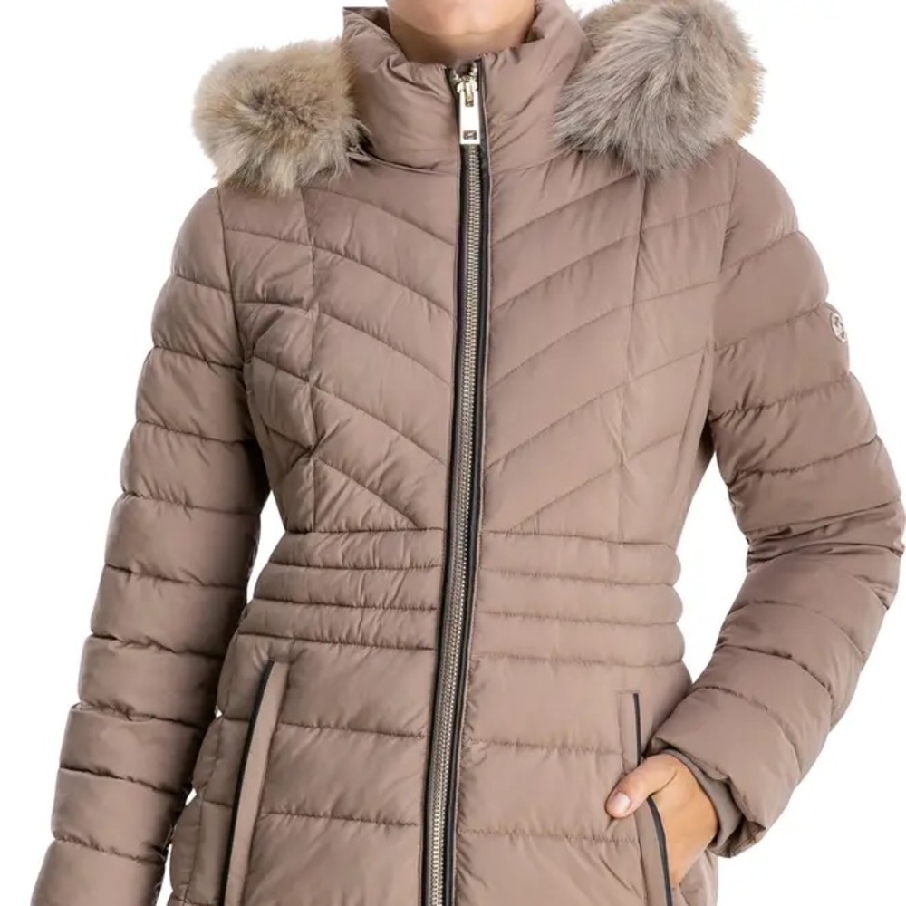 MICHAEL KORS Faux Fur Trim Quilted Puffer Jacket (Taupe)